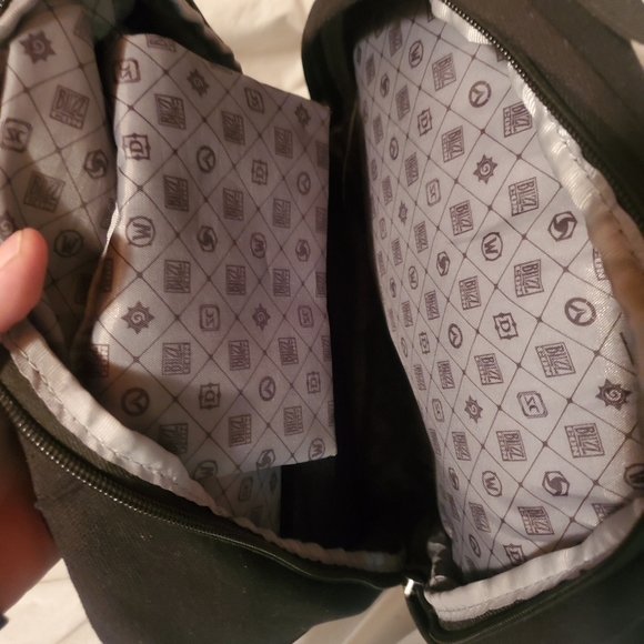 Black Blizzard BLIZZCON Velcro Backpack with Patches - Picture 4 of 5